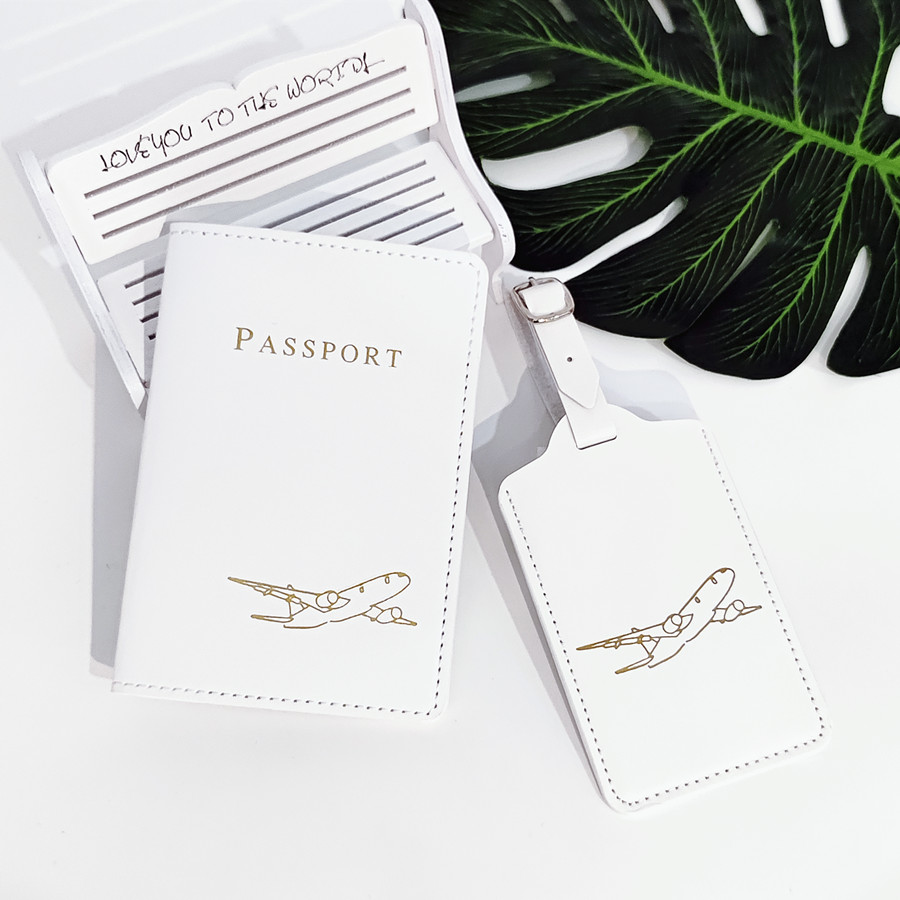 Qantas Travel Accessories - 2 ชิ้น/ชุด ปกหนังสือเดินทางเครื่องบิน ป้ายติดกระเป๋าเดินทาง พร้อมช่องใส่บัตรประจำตัว ป้องกันการสูญหาย